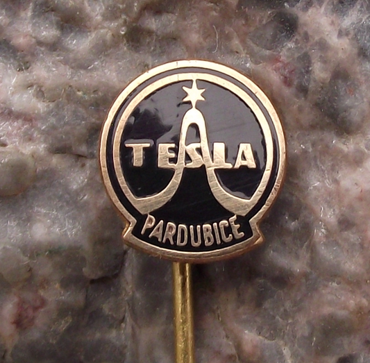 Vintage Tesla Electronics Pardubice Czechoslovakia Sine Wave Pin Badge