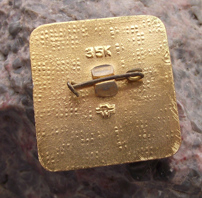 1980 Moscow Olympic Games Bear Misha Rowing Pin Badge