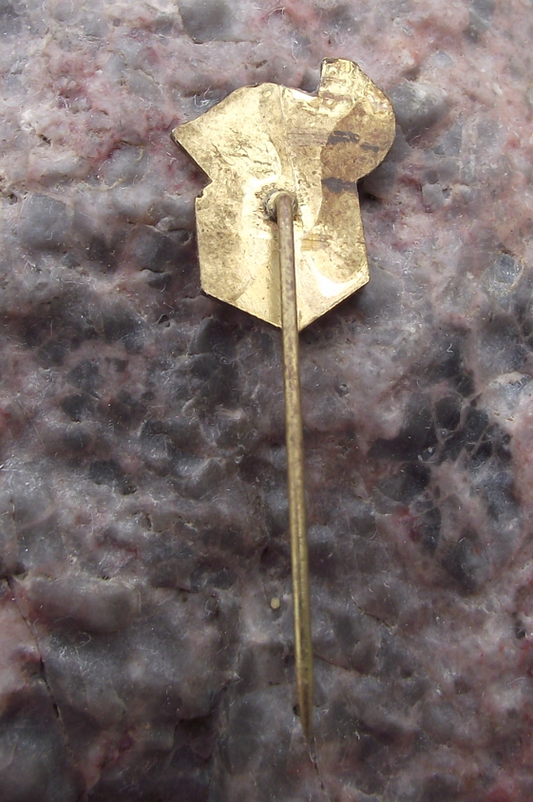 Vintage Metal Metallurgical Assembly Trade Union ROH Members Pin Badge