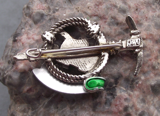 Vintage Austria Grossglockner 3798m Boot Edelweiss Climbing Axe Pin Badge