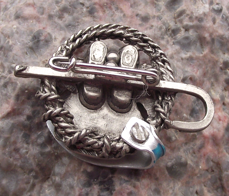 Vintage Austria Grossglockner 3798m Boots Edelweiss Walking Stick Pin Badge