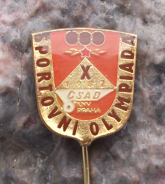 1982 CSAD Prague Praha Czech Bus Company 10th Olympics Sports Pin Badge
