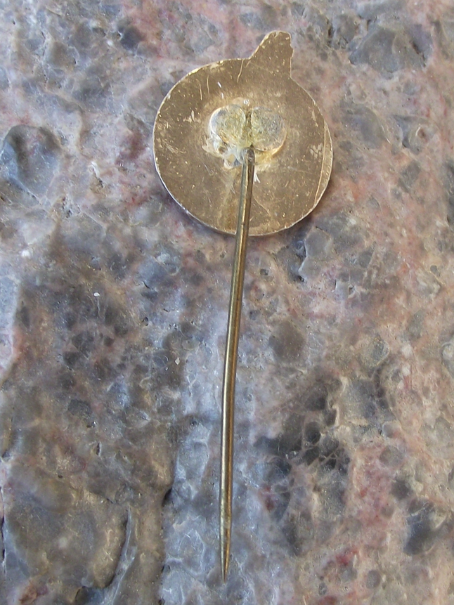 1964 Slovak Monument to Fallen Allied Soldiers Dukla Pass Anniversary Pin Badge