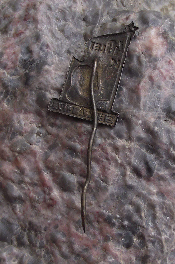 1961 KSC Czechoslovakia Communist Party Klement Gottwald Pin Badge