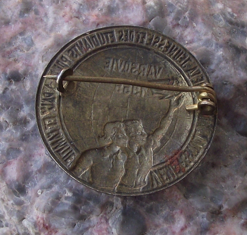 1955 WFDY World Festival Democratic Youth Warsaw Poland Pin Badge