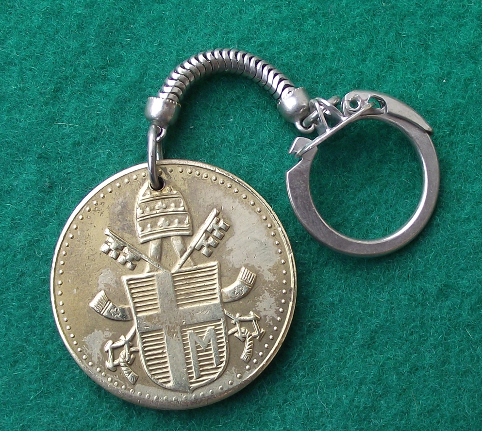 Vintage Pope John Paul II Ioannes Paulus Head Catholic Church Rome Vatican Key Ring