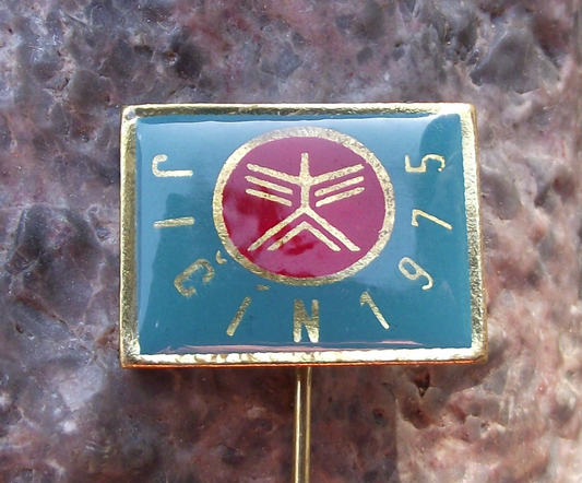 1975 Czech Spartakiad Mass Gymnastics Event Jicin Jičín Pin Badge