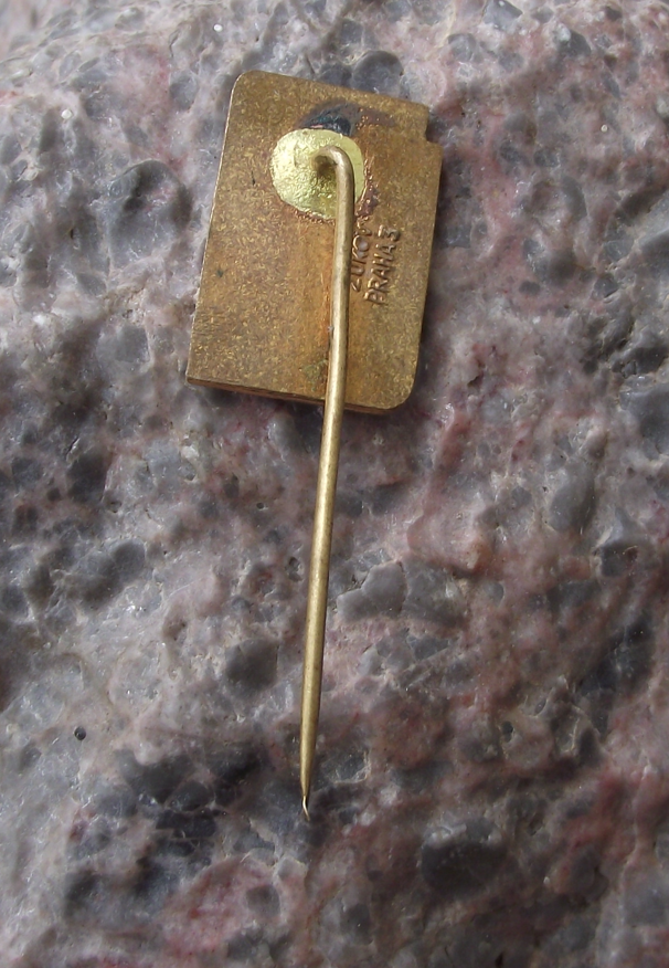 1965 MVS Czech Vocational School Athletics Competition Finals Sprinter Pin Badge