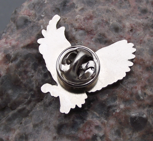 White Tailed Sea Eagle Protection Swooping Bird Raptor Brooch Pin Badge - Badgecrazy