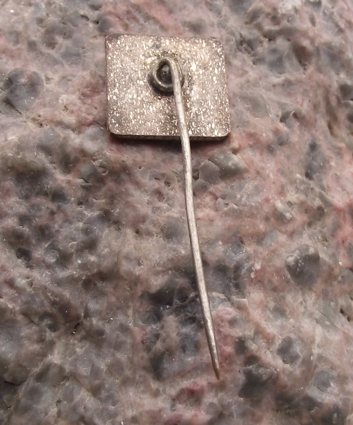 Vintage Daro Typewriters East German DDR Ascota Adding Machine Pin Badge - Badgecrazy