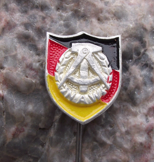 Vintage NAW Nationales Aufbauwerk East German Volunteer DDR GDR Pin Badge - Badgecrazy