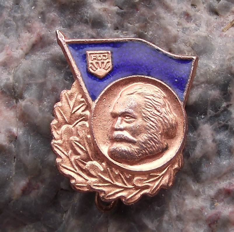 Vintage FDJ Freie Deutsche Jugend East German Karl Marx Pin Badge - Badgecrazy