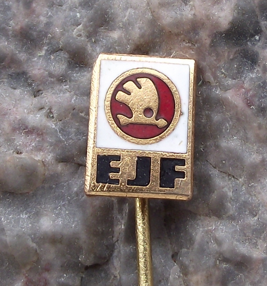 Vintage Skoda Car Company Vehicle Electrics Plant EJF Pin Badge