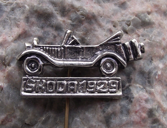1964 Skoda Car Company 1929 Model 430 Veteran Auto Pin Badge