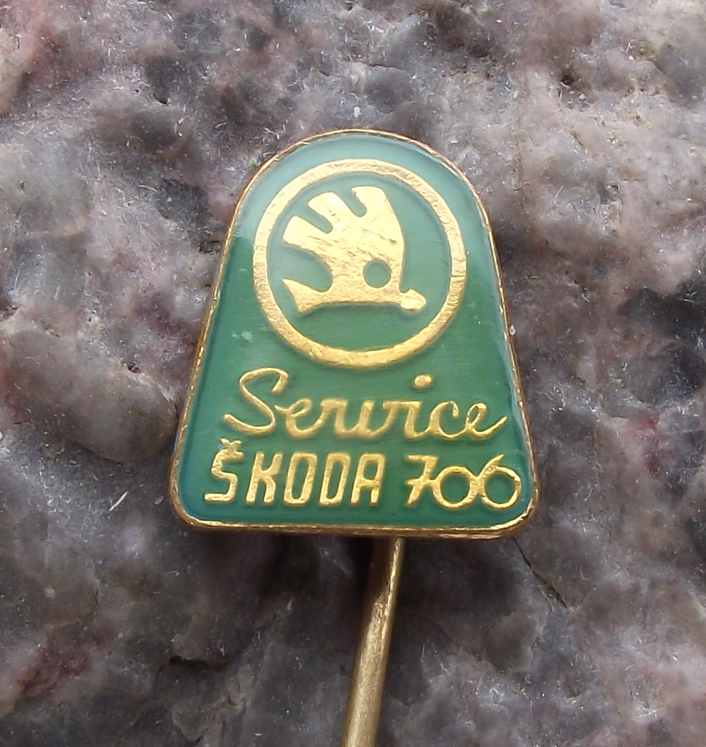 Vintage Skoda 706 RTO Bus Coach Service Company Pin Badge