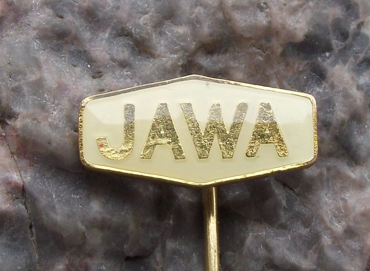 Vintage Jawa 90 Roadster Motorcycles MX Motorbikes Logo Pin Badge