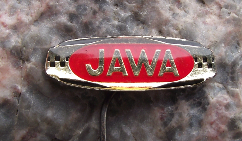 Jawa Racing Motorcycles Motorbike Chequered Flag Logo Race Pin Badge