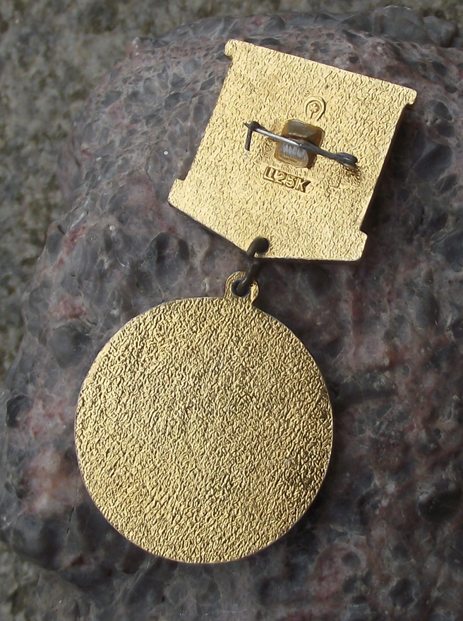 1975 Soviet Union 30th Anniversary of Victory WWII 2 Great War Medal Pin Badge