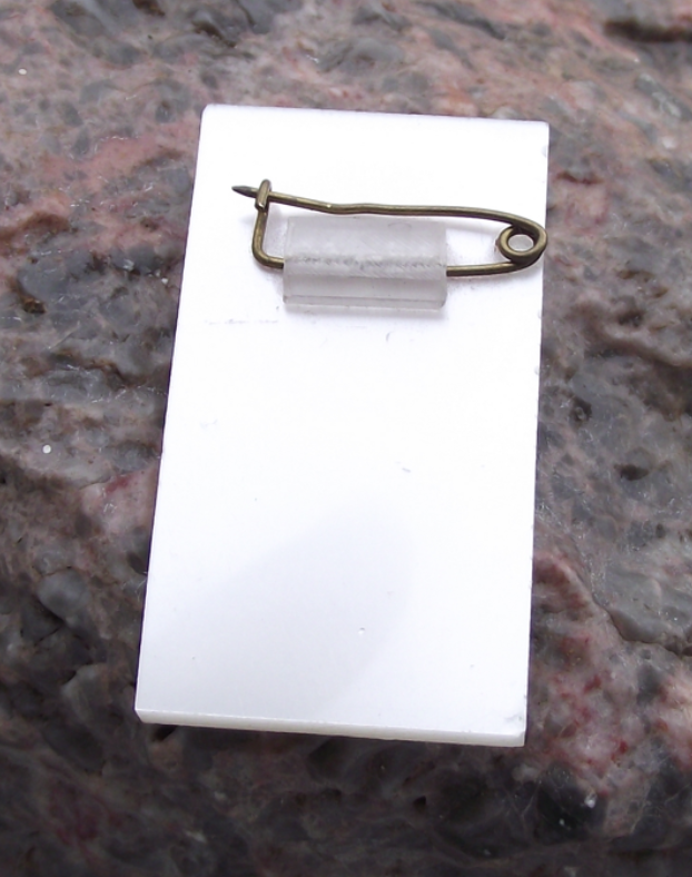 Vintage LONG LIVE CHAIRMAN MAO Slogan Tiananmen China Pin Badge