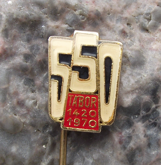 1970 City of Tabor Czechoslovakia Bohemia 550th Anniversary Souvenir Pin Badge