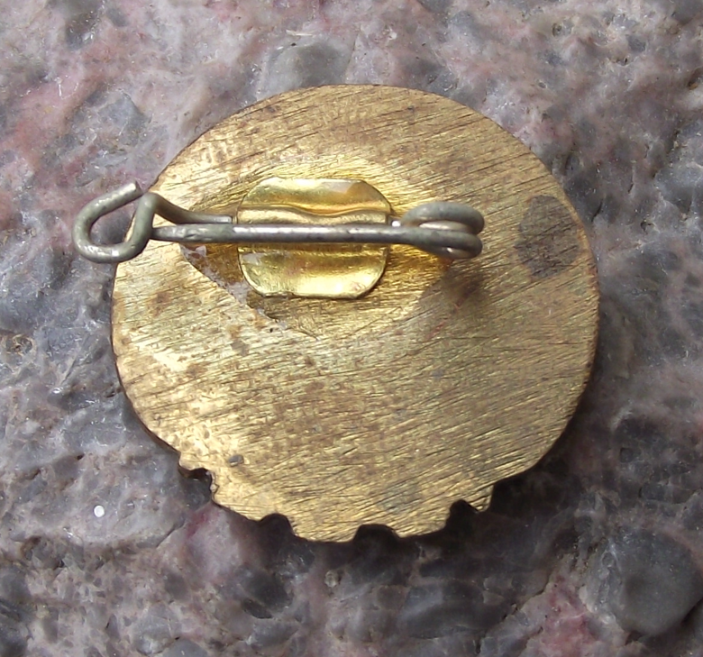 Vintage East German Nationwide Arts Arbeiterfestspiele Festival DDR Pin Badge