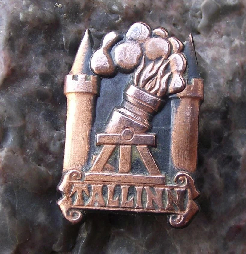 Antique Tallinn Estonia Towers Flaming Cannon City Torch Souvenir Pin Badge