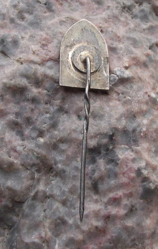 Vintage Tallinn Estonia Key to the City Gates Tourist Souvenir Pin Badge - Badgecrazy