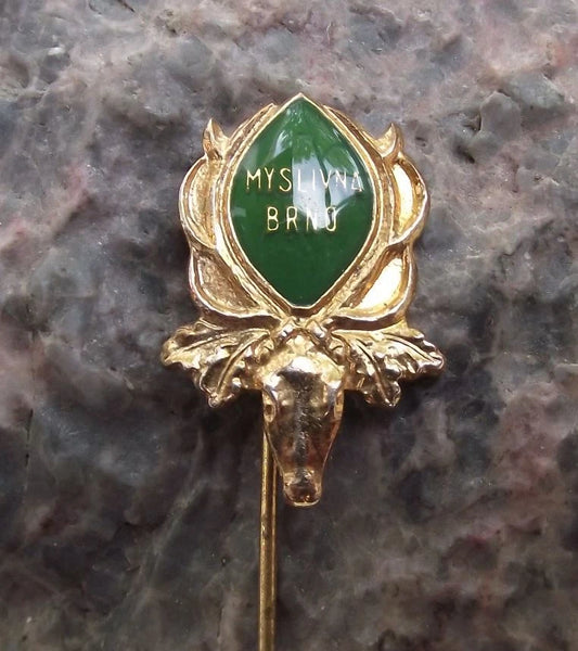 Vintage Brno Hunting Cabin Exhibition Deer Stag Skull Hunters Trophy Pin Badge