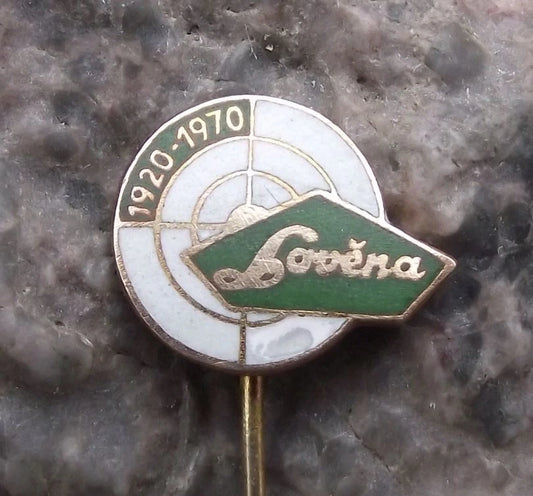1970 Lovena Czech Shotgun Gun Target Logo Weapons Czech Rifle Maker Pin Badge