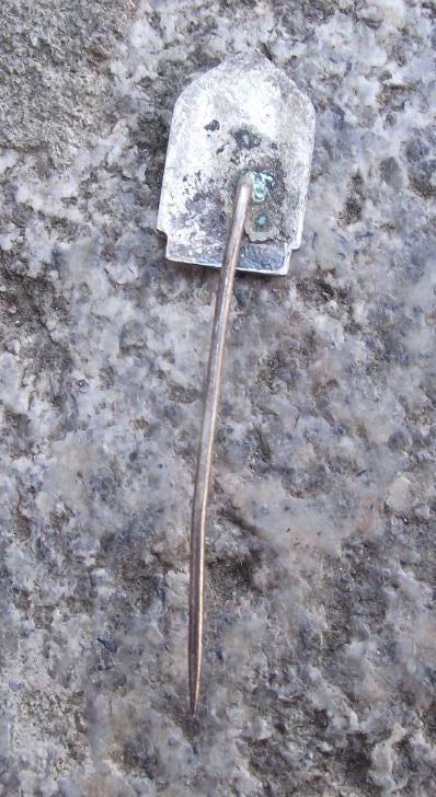 Vintage Třeboň Masaryk Square Town Centre Market Place Souvenir Pin Badge