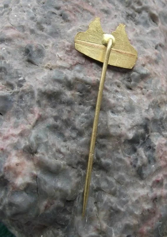 Vintage Český ráj Bohemian Paradise Trosky Castle Pin Badge