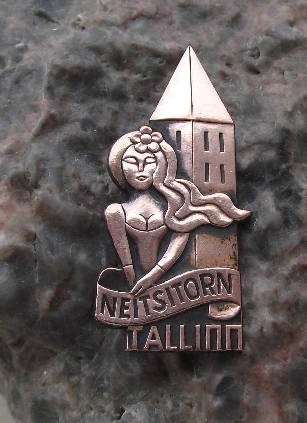 Vintage Tallinn Estonia Neitsitorn City Towers Princess Tourist Pin Badge