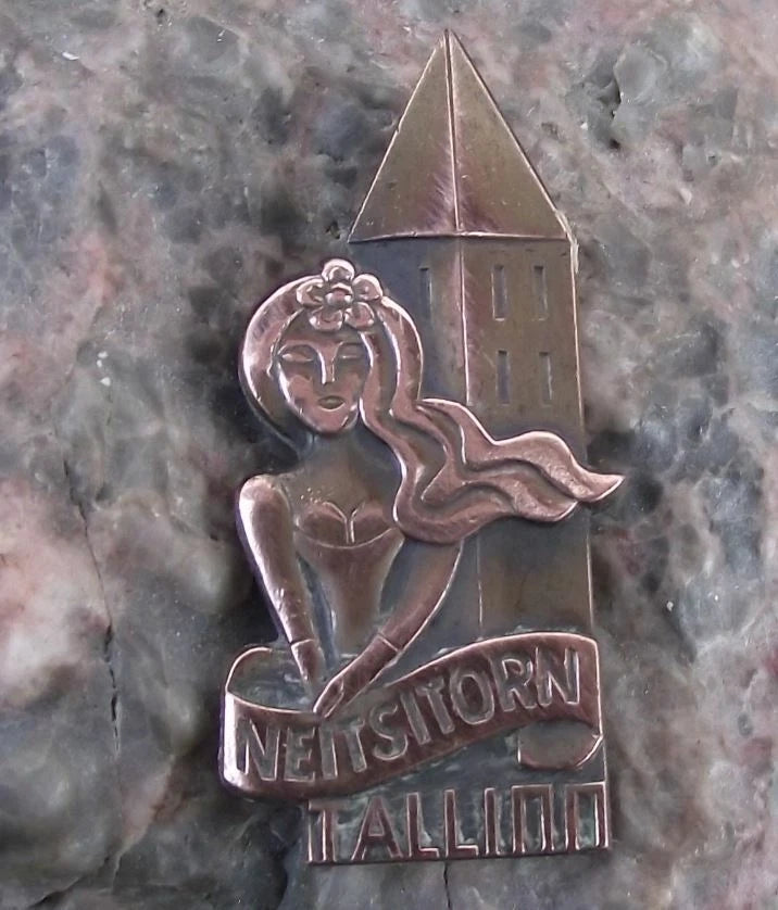 Vintage Tallinn Estonia Neitsitorn City Towers Princess Tourist Pin Badge