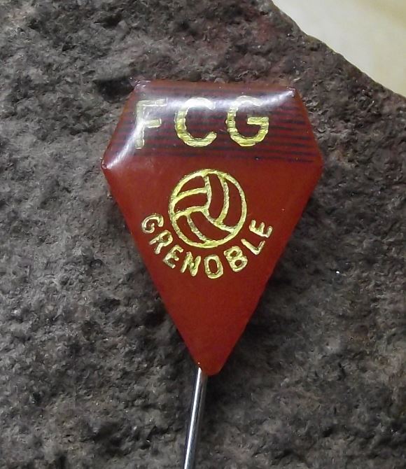 Antique Football Club de Grenoble France French Soccer Team FCG Pin Badge - Badgecrazy