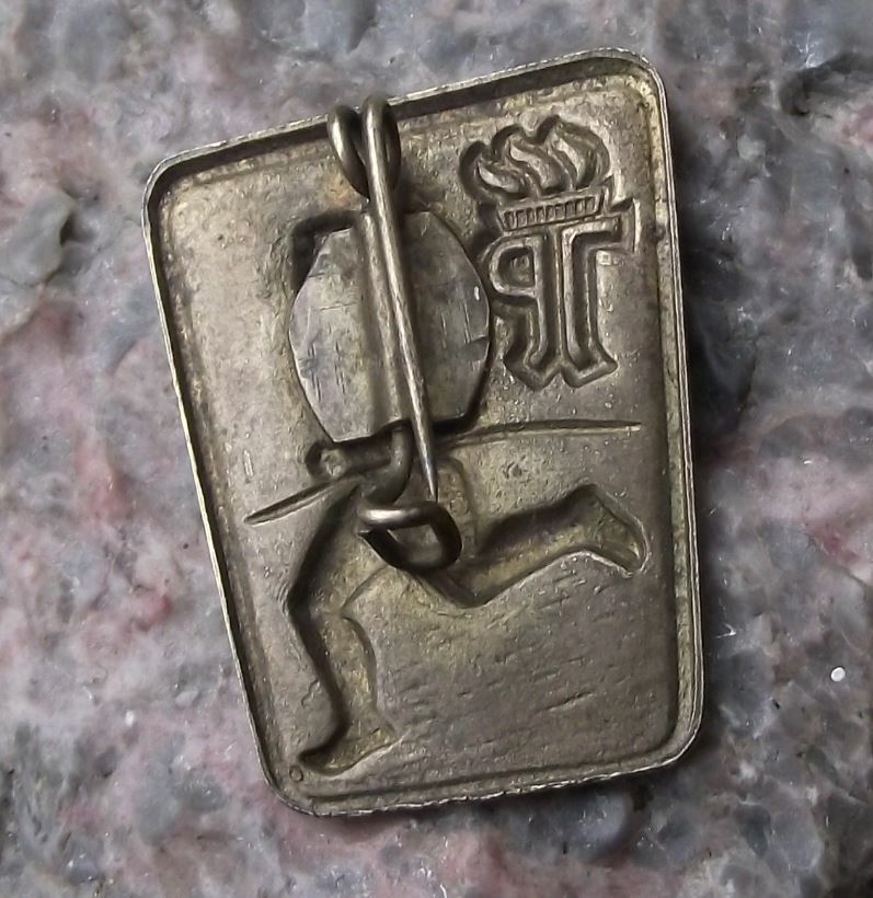Vintage Thalmann Pioneer Organisation German Youth Running DDR Award Pin Badge - Badgecrazy