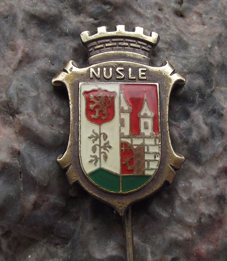 Antique Prague Nusle District Praha 4 Heraldic Crest Coat of Arms Pin Badge - Badgecrazy