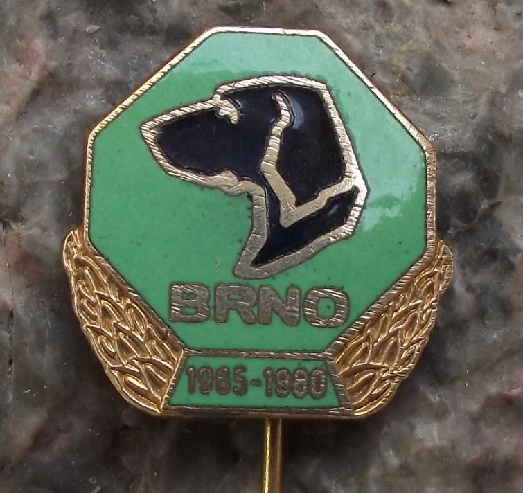 1980 International Dog Breeders Club Show Event Brno 25th Anniversary Pin Badge - Badgecrazy