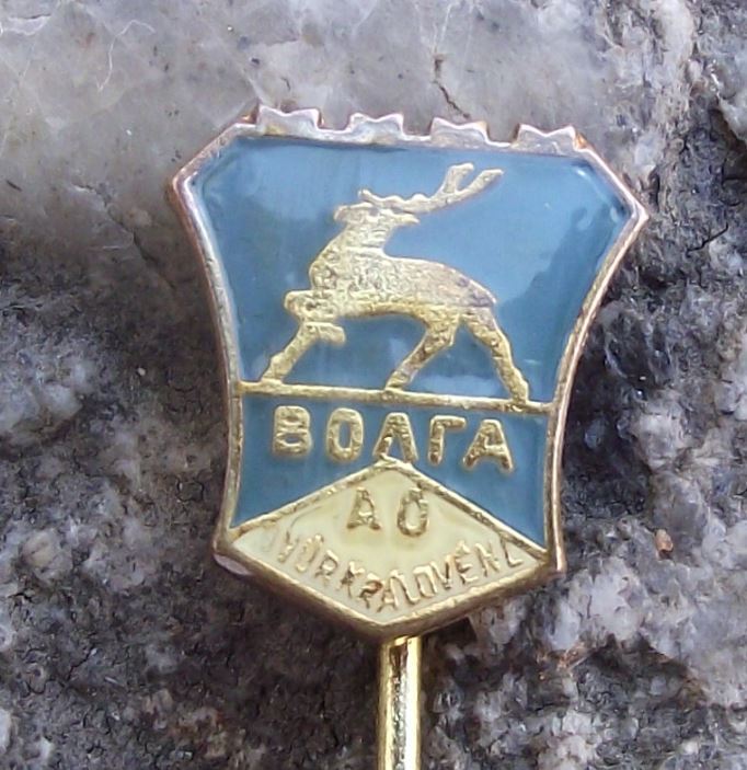Czech GAZ Volga Klub Volha Soviet Classic Automobile Club Car Motors Pin Badge - Badgecrazy