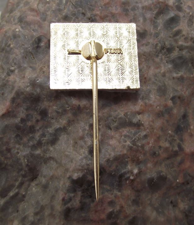 1976 FFP Czech Filmovy Exhibition 27th Communist Workers Film Festival Pin Badge - Badgecrazy