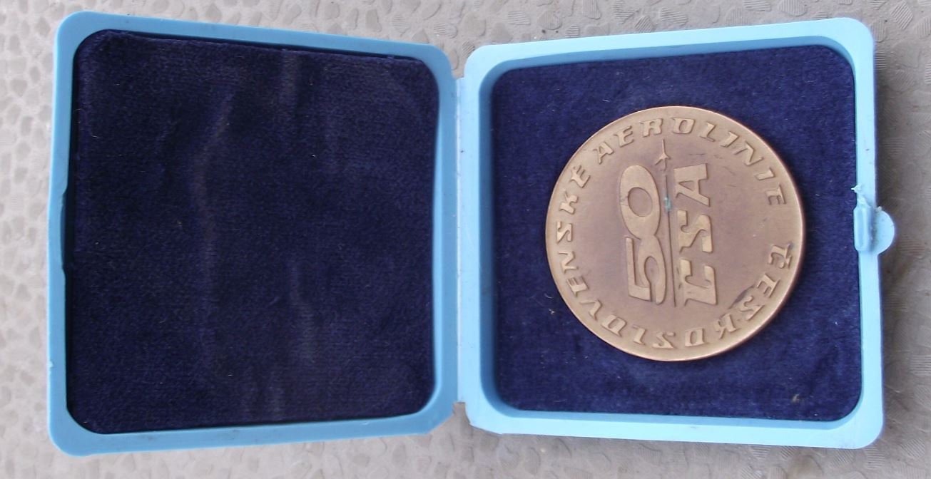 1973 CSA Czech Airlines 50th Anniversary Medal Ilyushin IL-62 Presentation Box