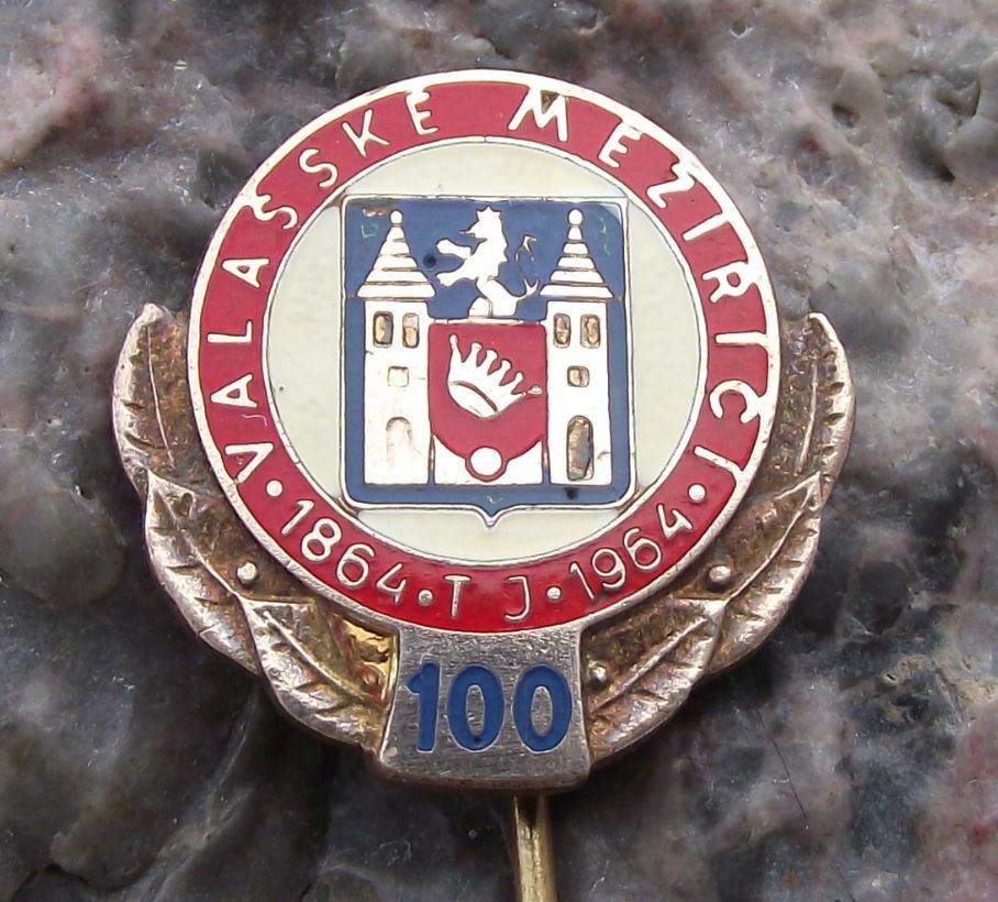 1964 TJ Valasske Mezirici Czech Football Soccer Club 100th Anniversary Pin Badge - Badgecrazy