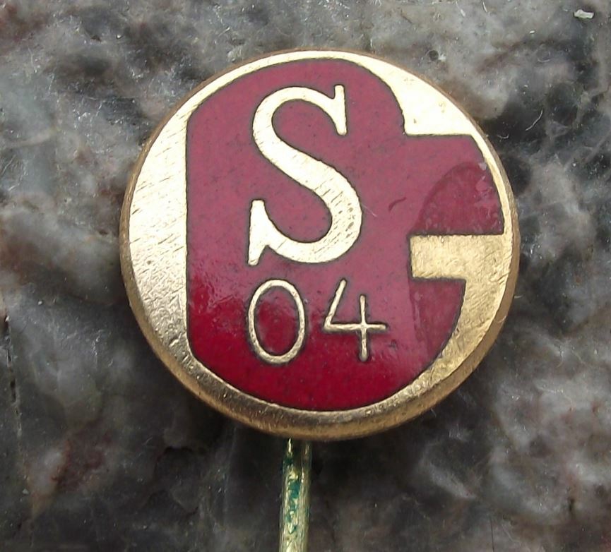 Vintage FC Schalke 04 German Football Club Soccer Crest Supporters Pin Badge - Badgecrazy