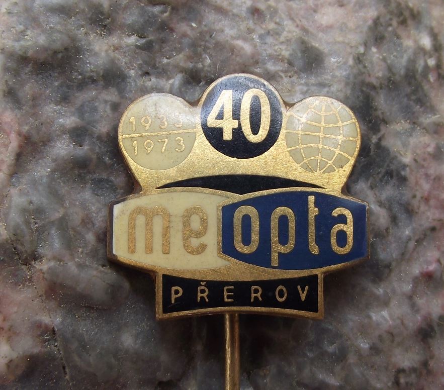 1973 Meopta Prerov Movie Camera Film Reels Photographic Stereo Logo Pin Badge - Badgecrazy