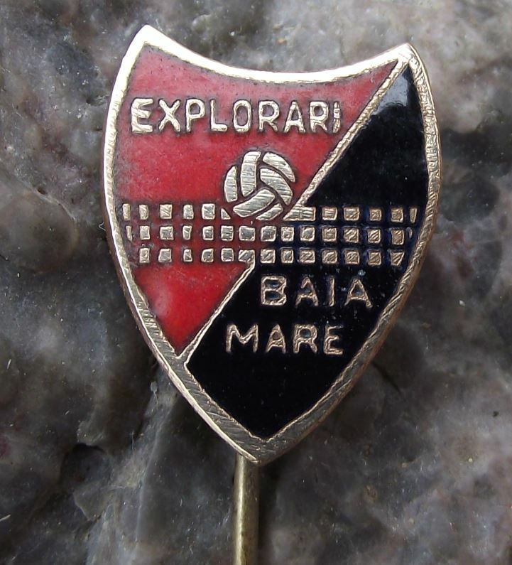 Vintage Stiinta Explorari Baia Mare Volleyball Club Team Romania Pin Badge - Badgecrazy