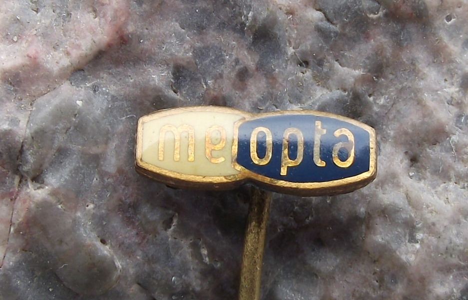 Vintage Meopta Czech Stereo TLR & Spy Camera Company Advertising Logo Pin Badge - Badgecrazy