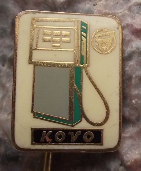 Classic Style Petrol Gas Station Filling Pump Czechoslovak Advertising Pin - Badgecrazy