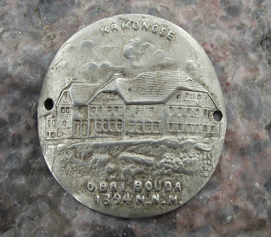 Obri Giant Bouda Krkonose Mountains 1394m Walking Lodge Stick Shield Stocknagel - Badgecrazy