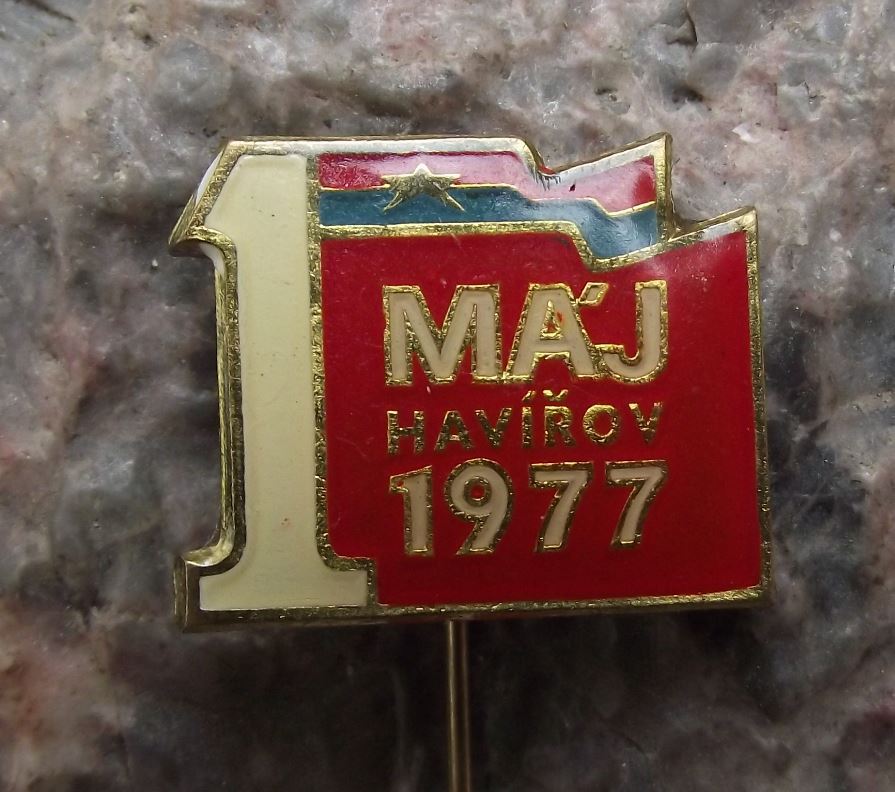 1977 Czechoslovakia Mayday Socialist Spring Viet Cong Flag Vietnam War Pin Badge - Badgecrazy