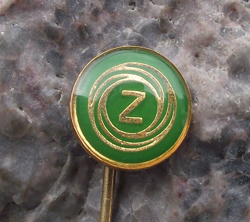 Vintage CZ Weapons Rifles Gun Pistol Factory Czechoslovakia Logo Green Pin Badge - Badgecrazy