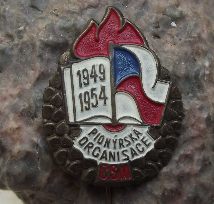 1954 CSM Pionyr Pioneer Youth Scouting Organisation 5th Anniversary Pin Badge